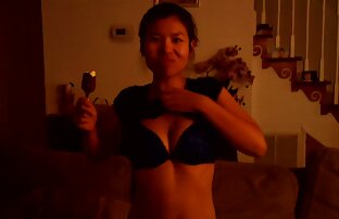 فیلم برداری خود را با همسر خود در مقابل دوربین سکس با پستان